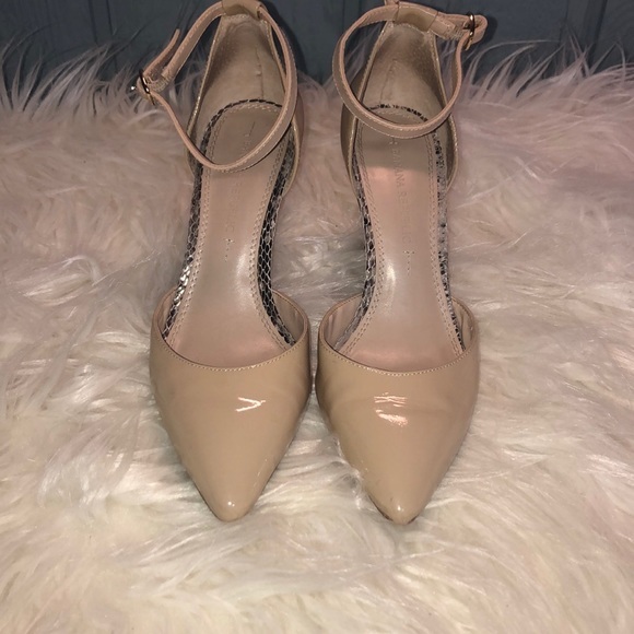 BANANA REPUBLIC HEEL 5.5 (USED IN GOOD CONDITION) - Picture 2 of 4